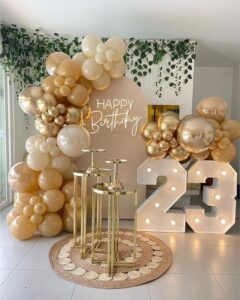 Balloon arch